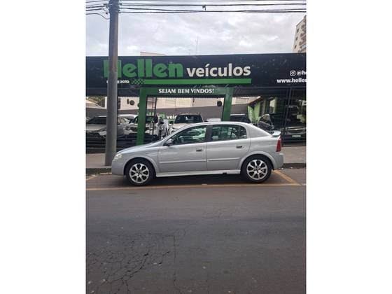 CHEVROLET ASTRA 2.0 MPFI ADVANTAGE 8V FLEX 4P MANUAL